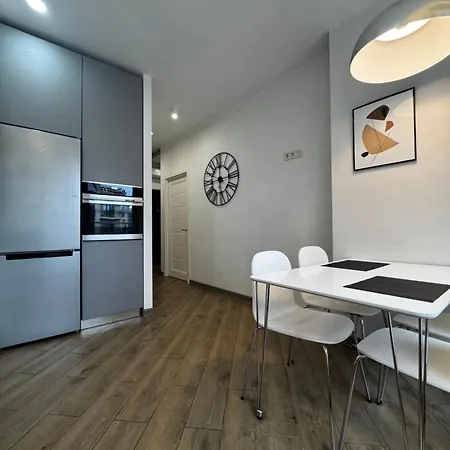Sea Breeze Arcadia Kadorr Apartment
