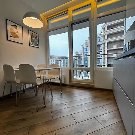Sea Breeze Arcadia Kadorr *