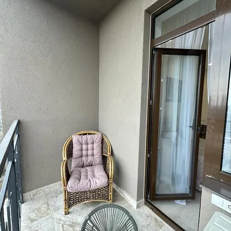 Sea Breeze Arcadia Kadorr דירה